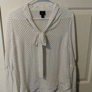 White and black polka dot top